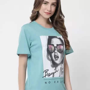 womenss T shirt